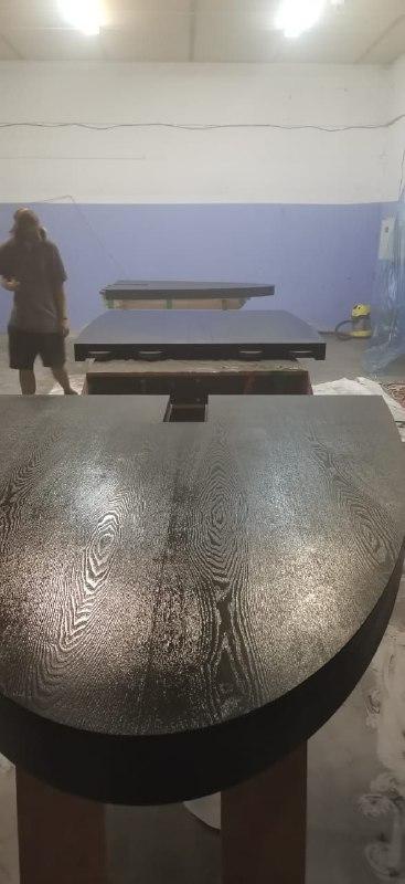 Стол для переговоров