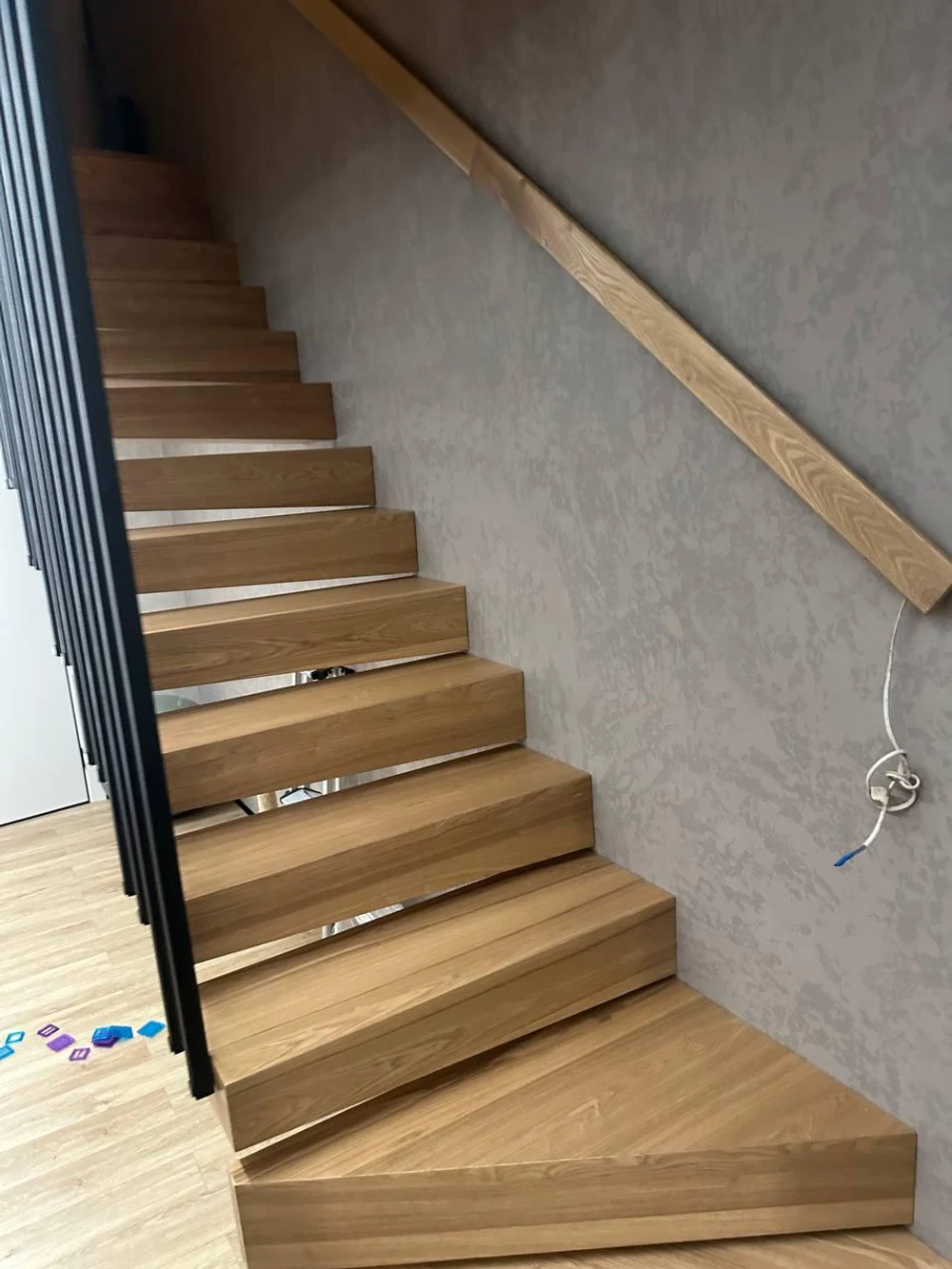 "Консольная" лестница