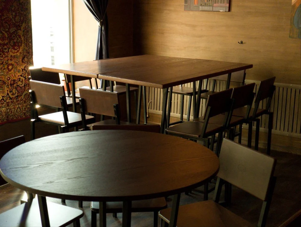 Сеть баров "Место Собрания"